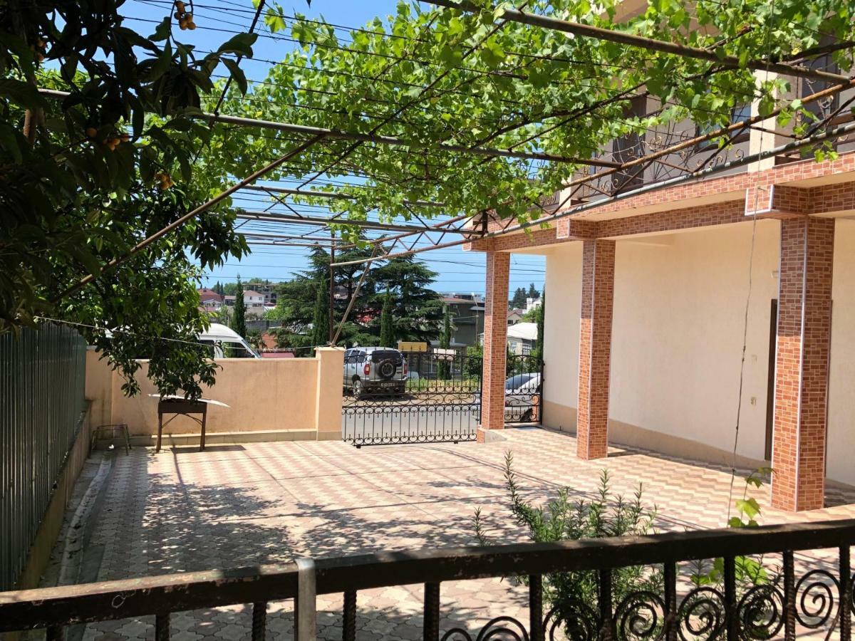 Guest House Lykhny Gagra Exterior photo